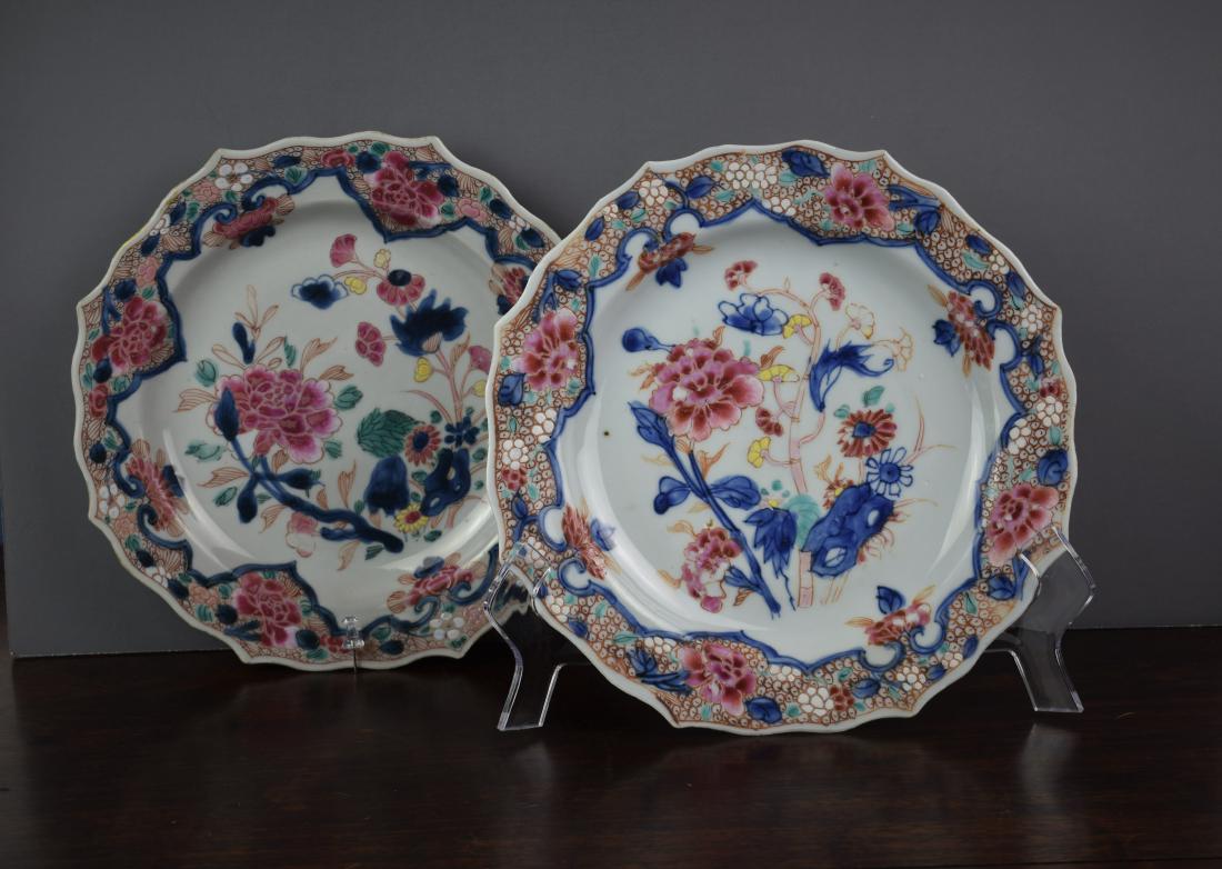 CHINESE EXPORT 18TH CENTURY FAMILLE ROSE PLATES (1 of 4)