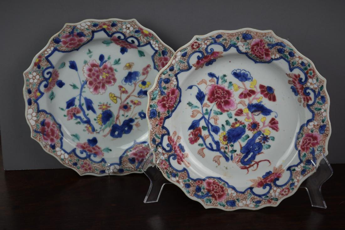 CHINESE EXPORT 18TH CENTURY FAMILLE ROSE PLATES (1 of 5)
