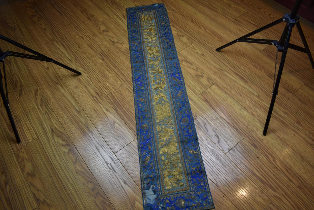 CHINESE QING DYNASTY GOLD THREAD EMBROIDERED BANNER (1 of 8)