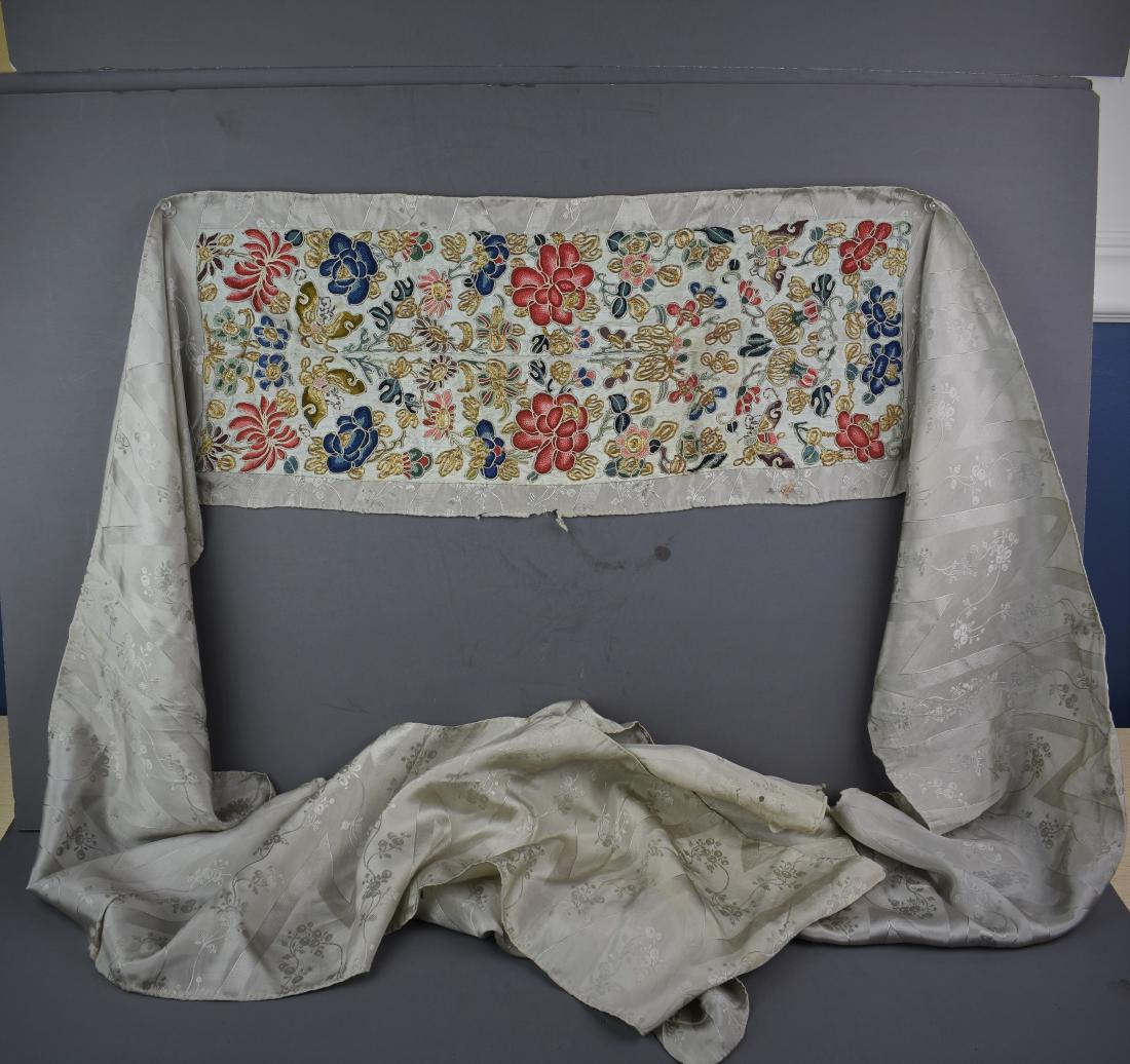 CHINESE QING DYNASTY SILK EMBROIDERED SLEEVES (1 of 9)