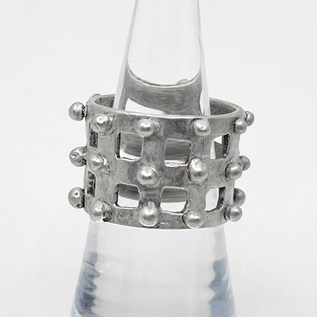 Mid Century sterling silver ring (1 of 3)