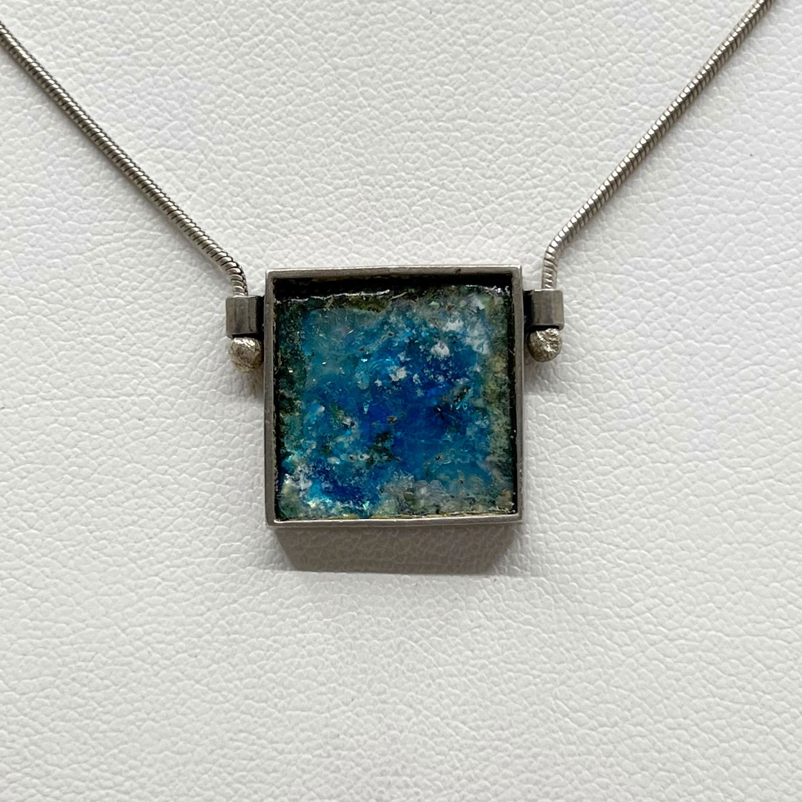 Sterling silver Roman glass pendant necklace (1 of 2)