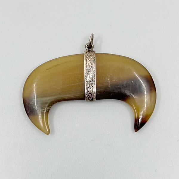 Silver horn pendant Clearance