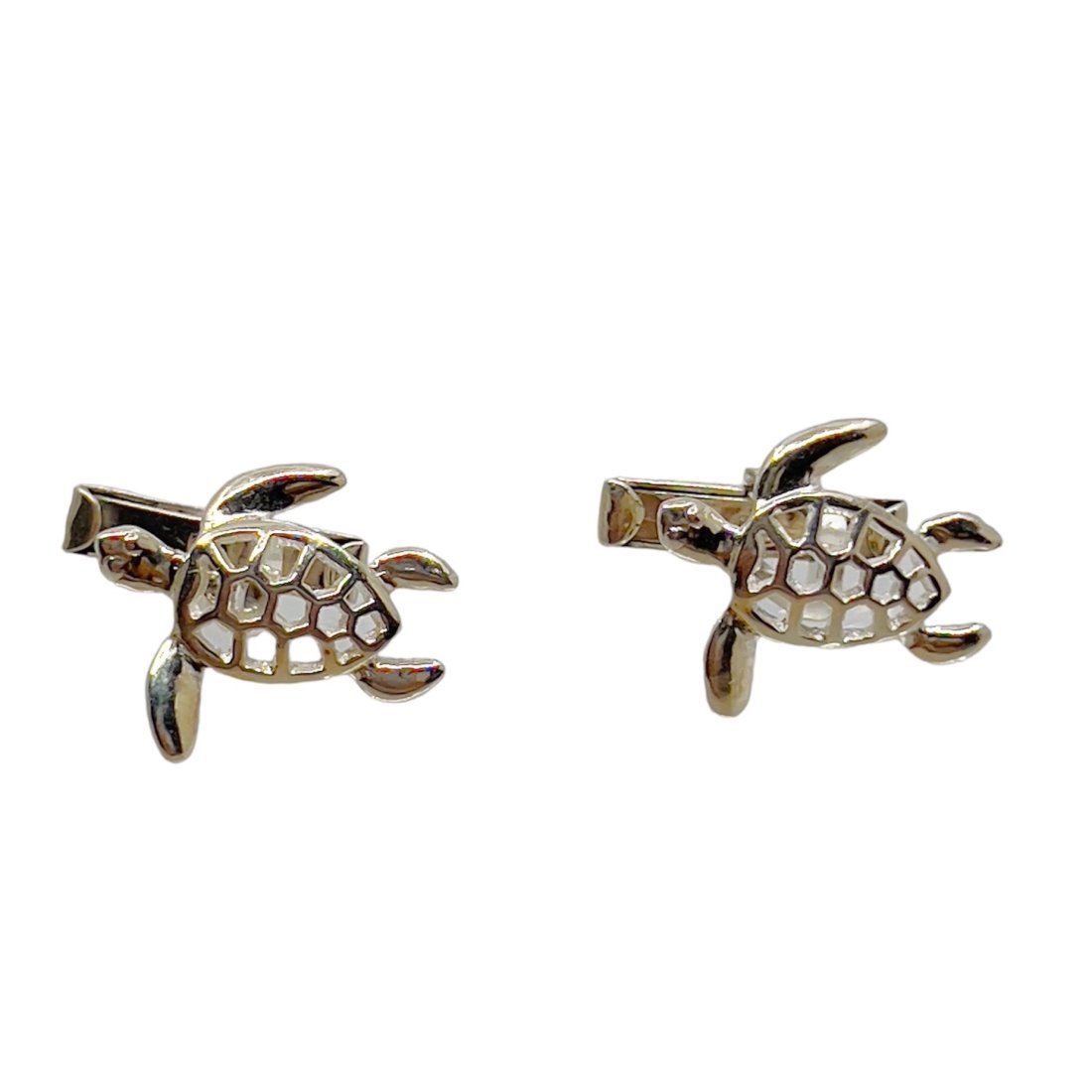 Sterling silver turtle cufflinks: Measurements: 7/8" long by 3/4" Wide Material: sterling silver Condition: Like New SKU-539
