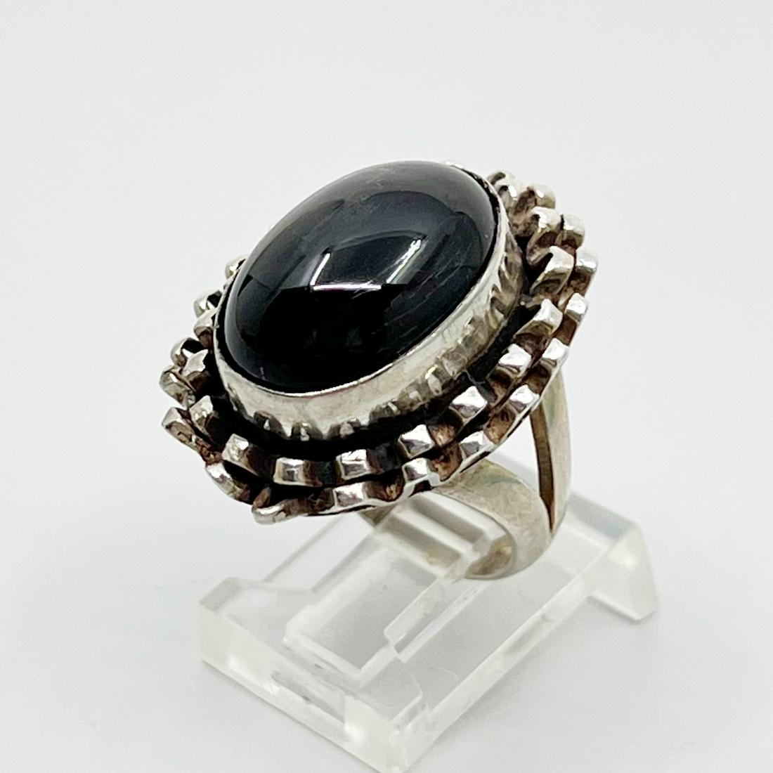Sterling silver black start sapphire ring (1 of 4)