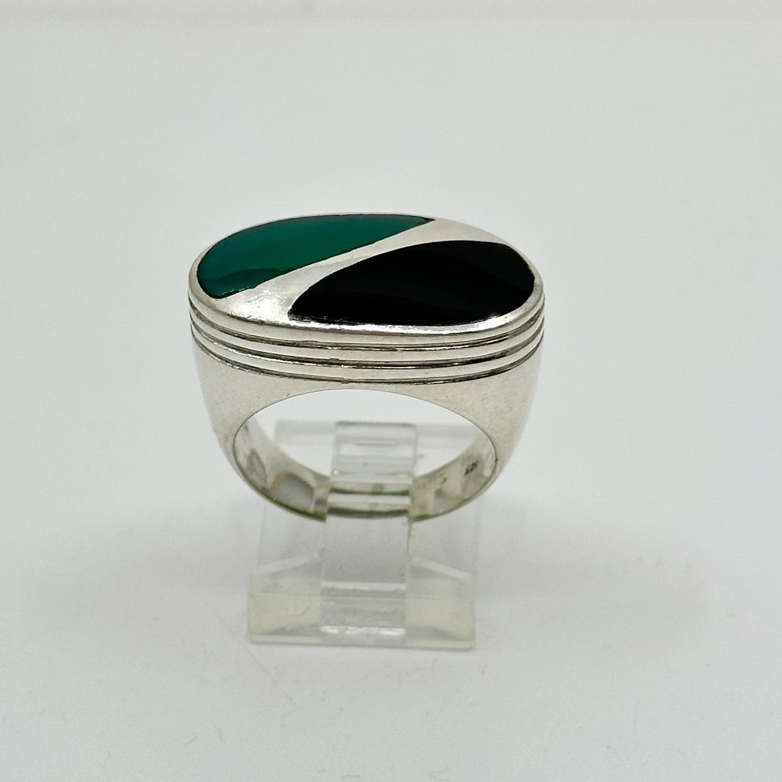Sterling silver onyx & chrysoprase Ring (1 of 4)