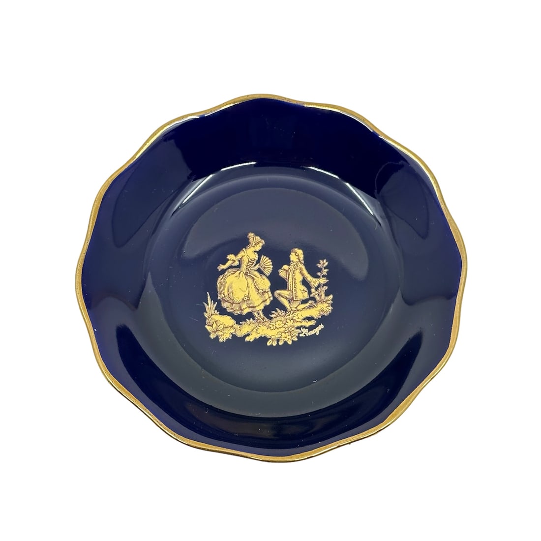 cobalt blue Limoges Castel Victorian Couple 22k gold porcelain trinket dish: Measures: 4" in diameter In Very good condition SKU-775