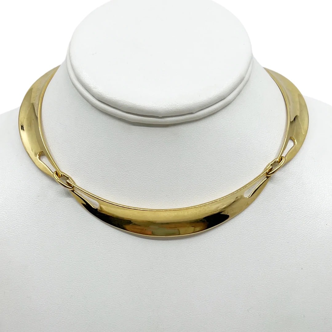 RLM ROBERT LEE MORRIS soho gold tone necklace SKU-1675: Necklace will fit up to 18" neck Material: gold tone Signed: Robert Lee Morris Soho Condition: like new SKU-1675