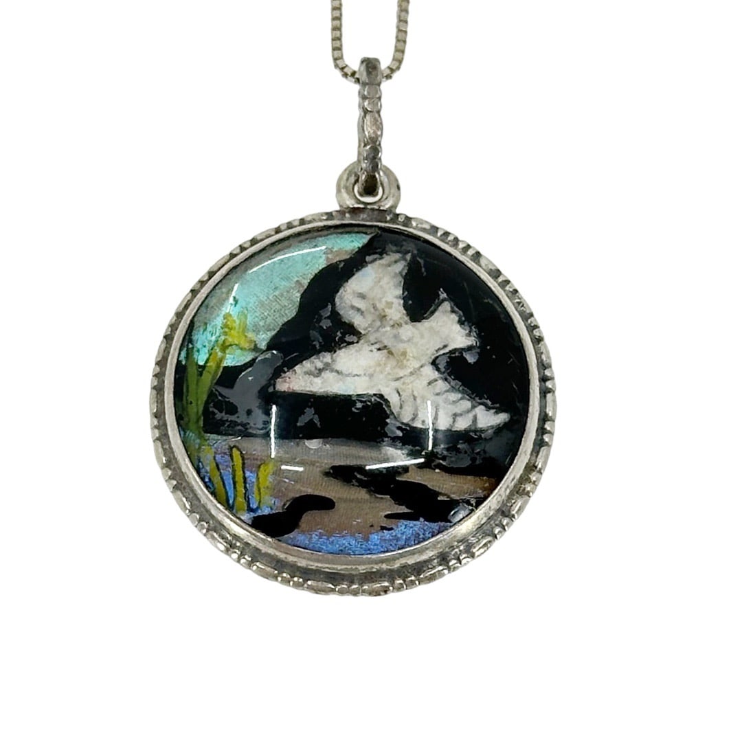 Vintage Sterling silver butterfly wing pendant necklace SKU-787: Chain: 19" long Pendant: 1 1/8" long by 7/8" wide In very good condition SKU-787