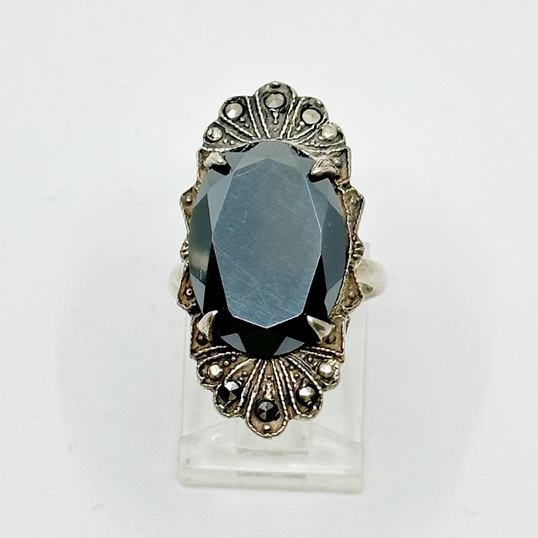 Sterling silver marcasite & Hematite Ring SKU-862: Measurements: 1 1/8" Wide Size: 5 Crafted with 17x12mm hematite & marcasites Material: sterling silver Hallmark: 925 In very good condition SKU-862