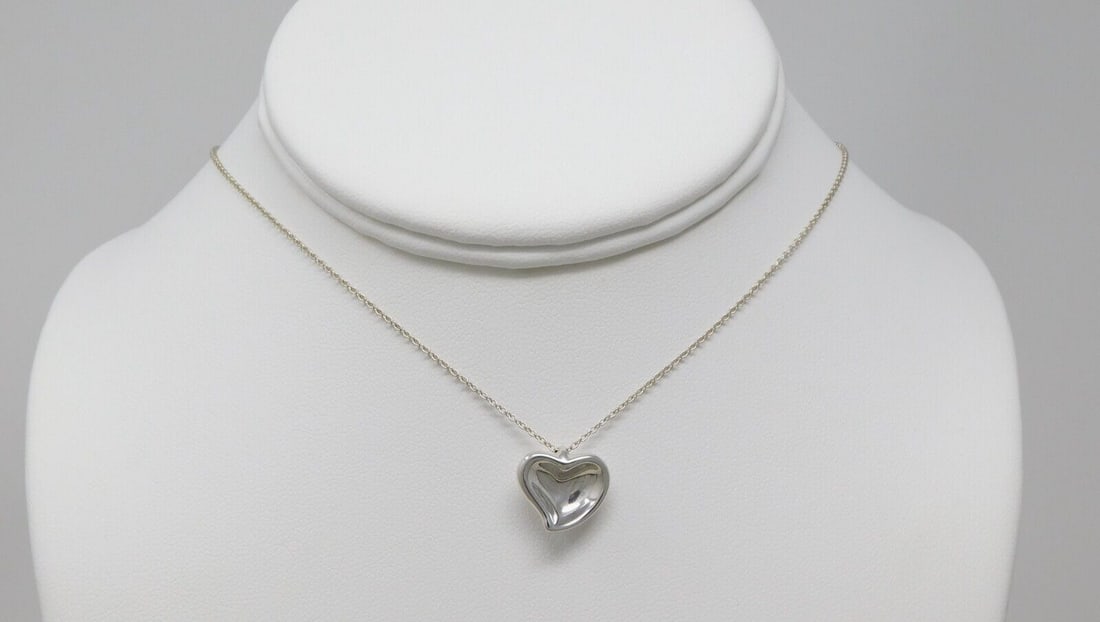 Elsa Peretti Tiffany & co sterling silver heart pendant necklace SKU-5115 (1 of 5)