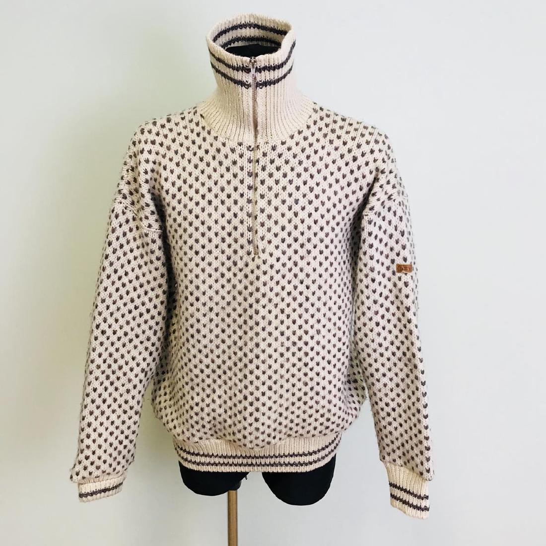Vintage Men's DEVOLD Norwegian Scandinavian Wool: Size XL / 44 US 54 EU Vintage Wool Armpit to Armpit: 24 in. Total length: 29 in.