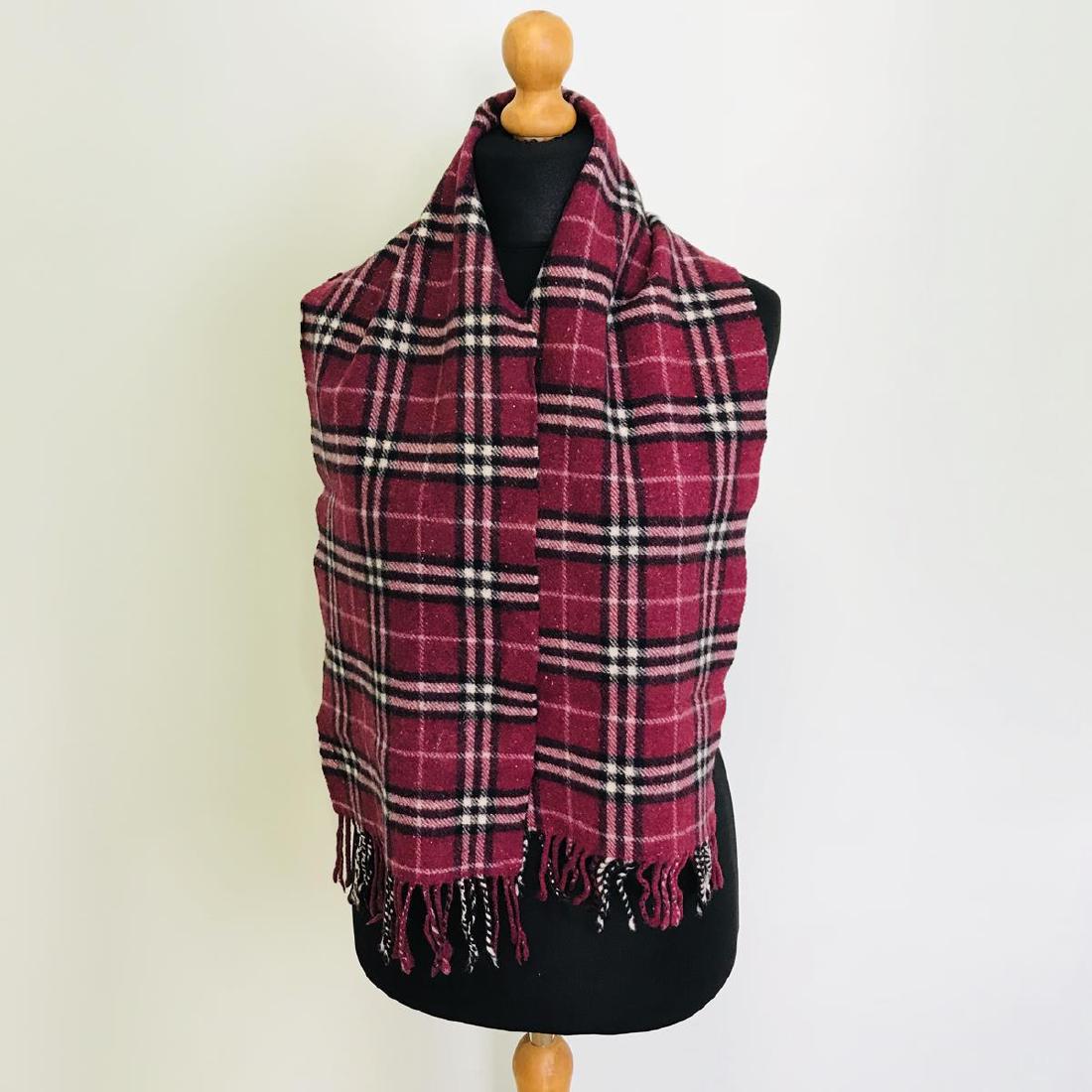 Vintage Burberry Lambswool Scarf (1 of 5)