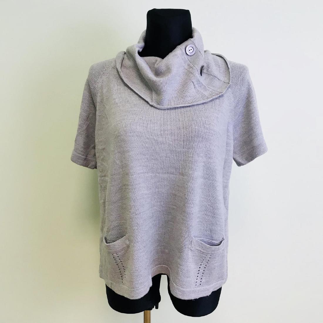 Women's Gina Laura Designer Top Sweater: Size XL Armpit to Armpit: 24.5 in.