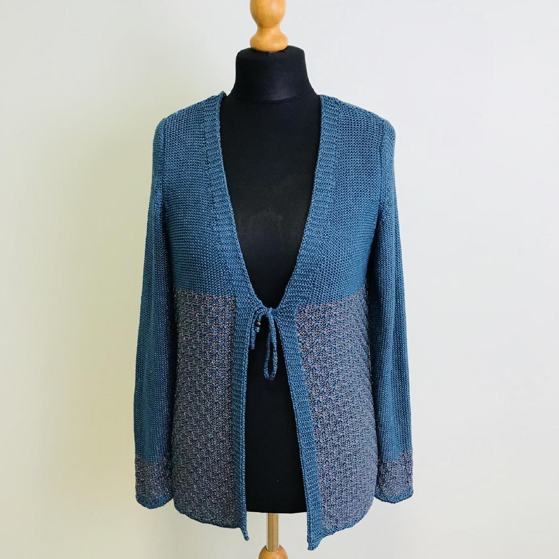 Women's GINA LAURA Designer Cardigan: Size M Very good! Armpit to Armpit: 19.5 in. Sleeve from shoulder seam: 25 in.