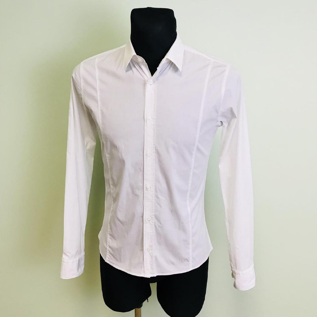 Men's HUGO BOSS White Slim Fit Shirt Size S: Size S Armpit to Armpit: 19 in. Sleeve from shoulder seam: 25 in. Shoulder to shoulder: 16.5 in. Total length: 27 in.