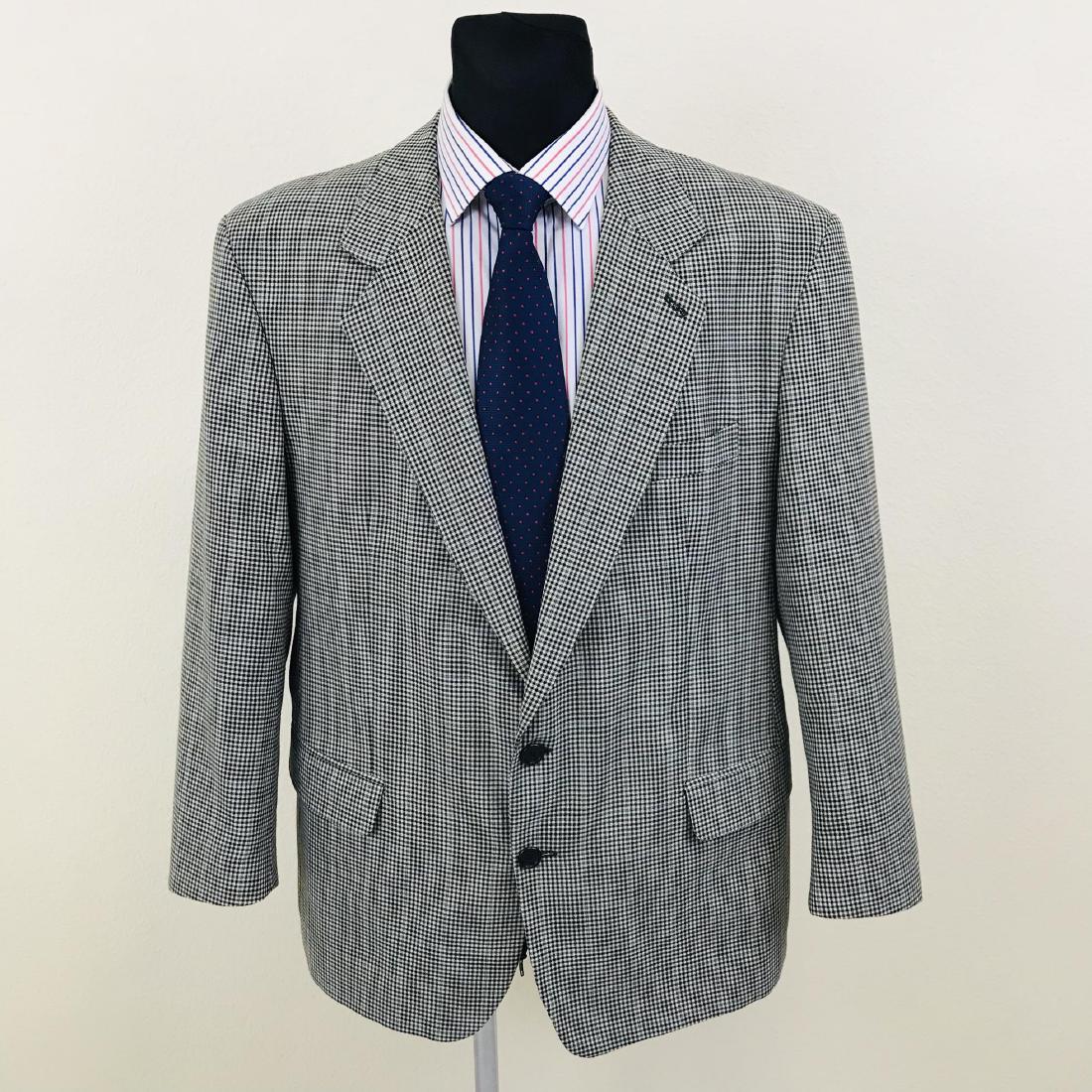Vintage Men's Blazer Jacket: Size GR(27) or EUR 56 SHORT US 46 SHORT Armpit to Armpit: 24 in. Sleeve from shoulder seam: 23.5 in. Shoulder to shoulder: 20 in. Total length: 30.5 in.