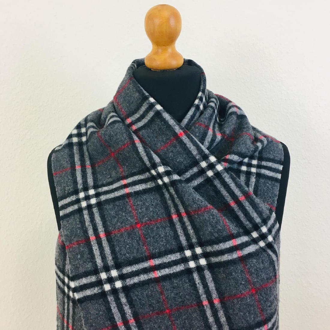 Burberry 100% Lambswool Dark Grey Nova Check Scarf: Vintage 100% Lambswool Measurements (inches): Width: 12 Length: 65