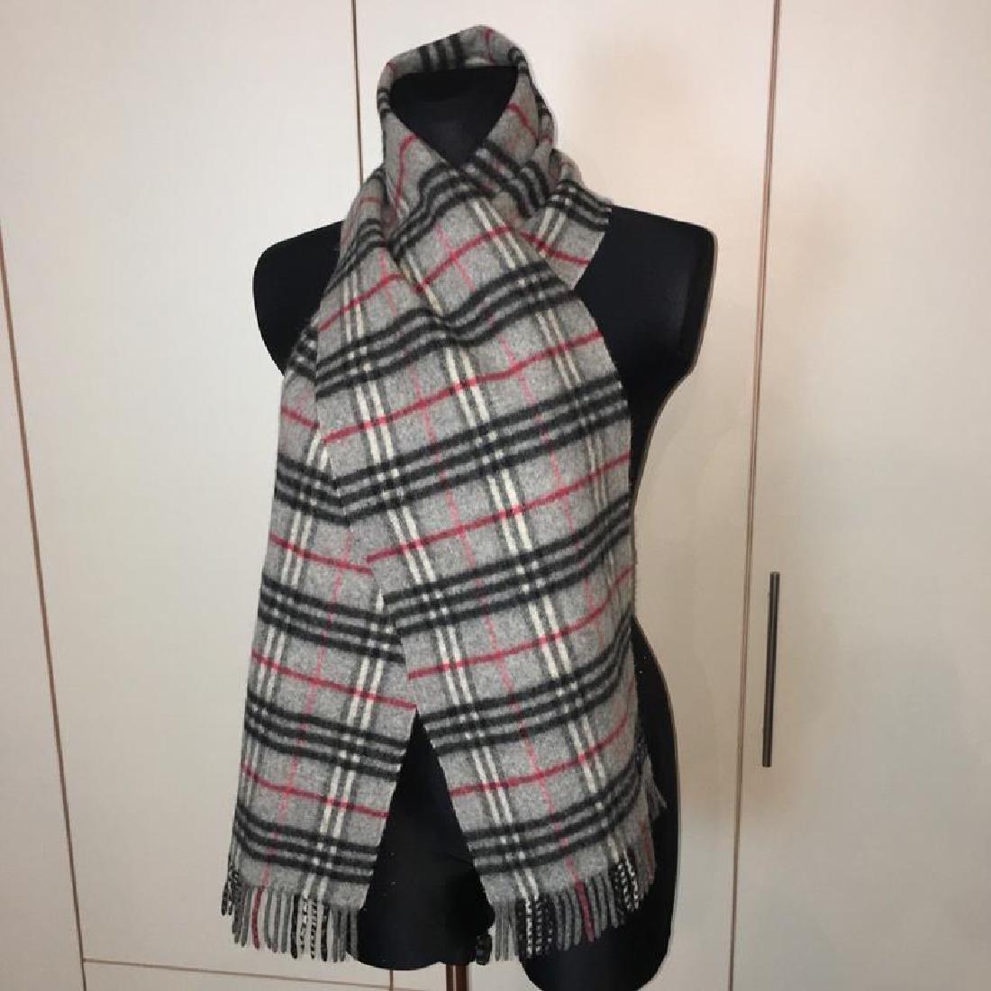 Burberry 100% Lambswool Grey Scarf: 100% Lambswool Color: Grey Measurements: 68 x 10 in.