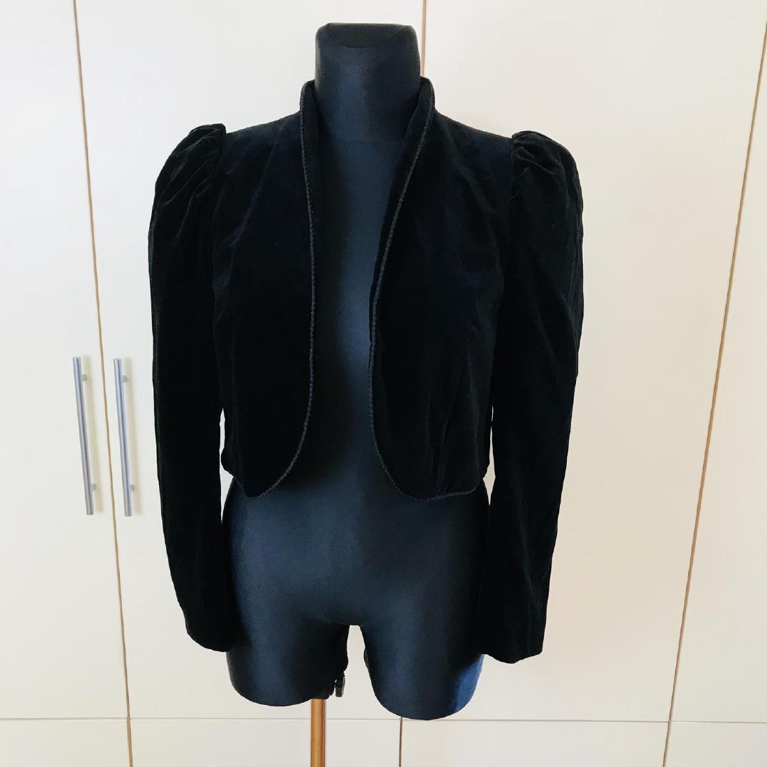 Vintage Women's Black Velvet Blazer Jacket: Size EUR 44 US 14 Cotton Armpit to Armpit: 20 in. Sleeve from shoulder seam: 25 in. Toltal length: 18.5 in.