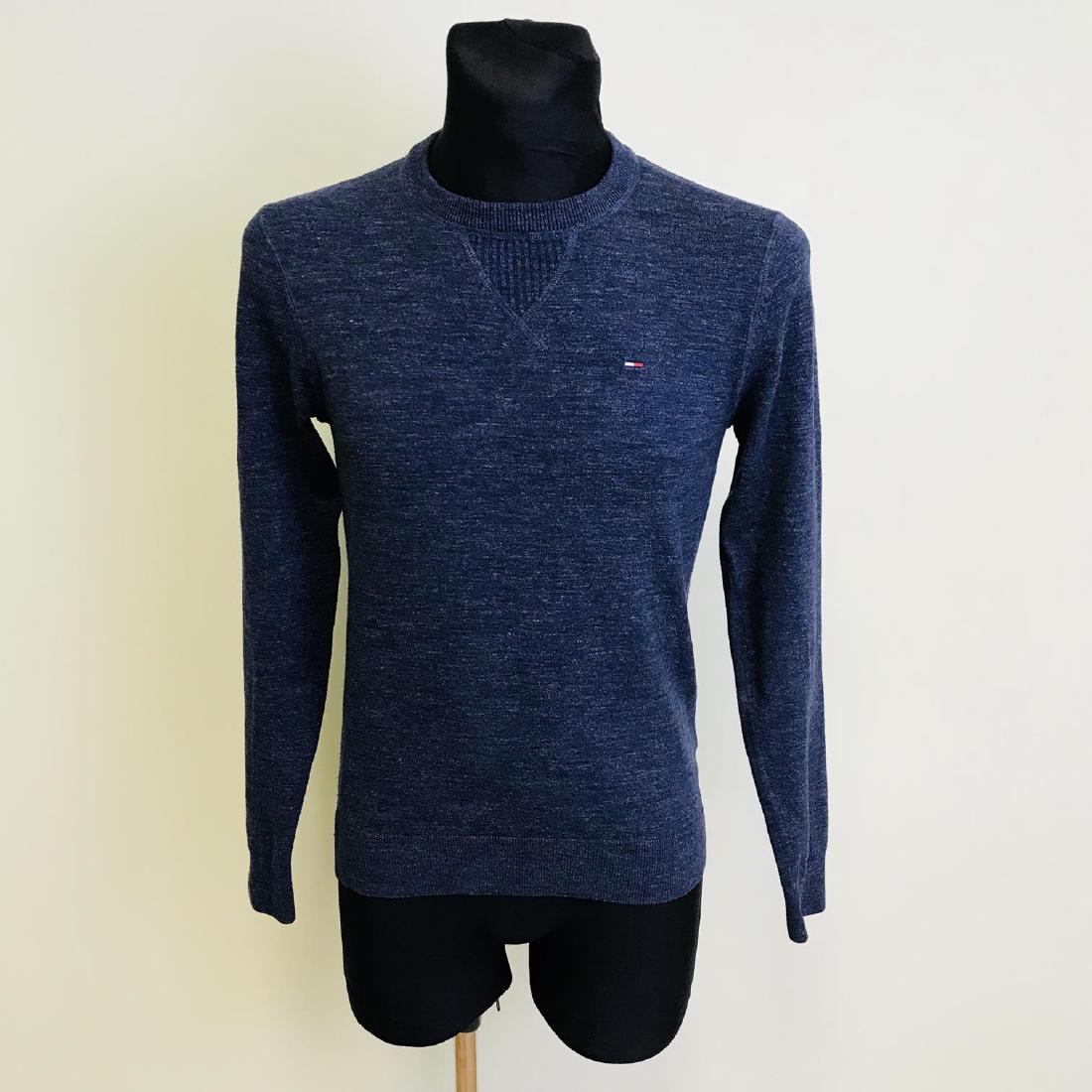 Men's Tommy Hilfiger Denim Sweater: Size S Armpit to Armpit: 18.5 in. Sleeve from shoulder seam: 25.5 in.