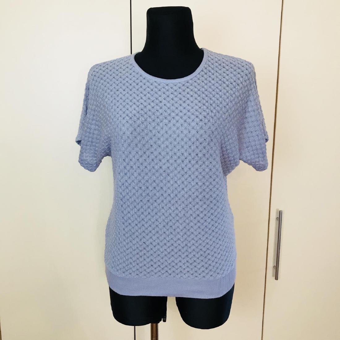 Women's Blue Sweater Top Size L: Size L Vintage Armpit to Armpit: 24 in. Total length: 24 in.