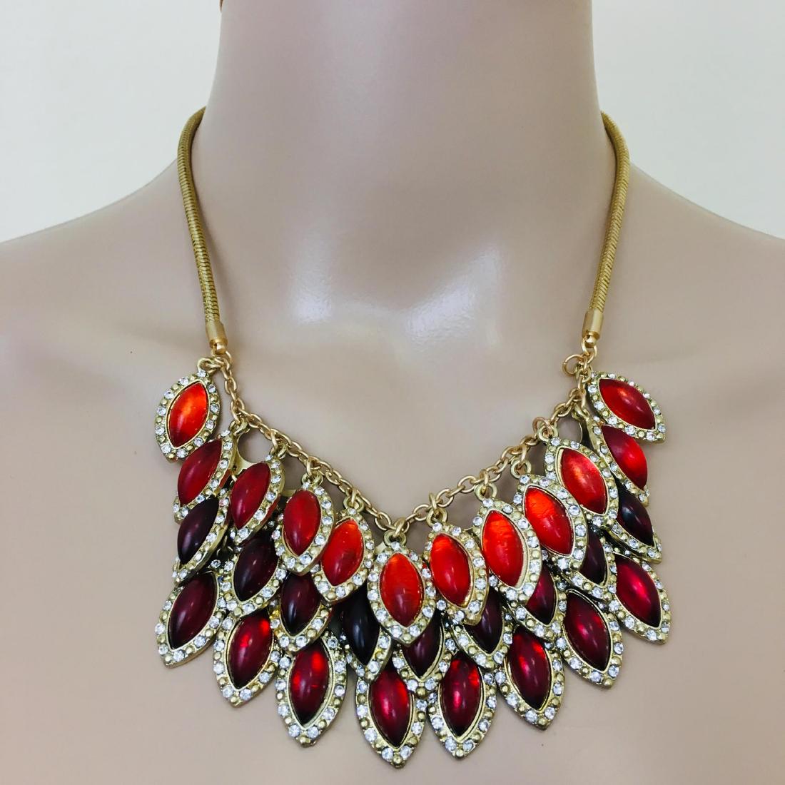 Ladies Scandinavian Jewelry Necklace: Made by Norwegian Jewelry and Accessories Brand - ROSENVINGE