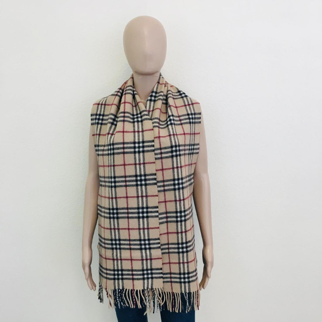 Vintage Burberry 100% Lambswool Scarf: Color: Beige Measurements (inches): Width: 11 Length: 71