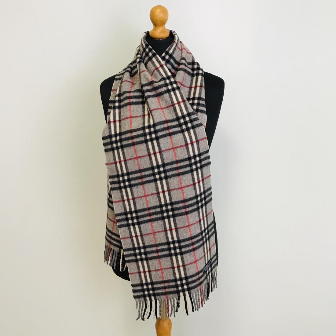 Vintage Burberry 100% Lambswool Scarf: Measurements (inches): Width: 12 Length: 70