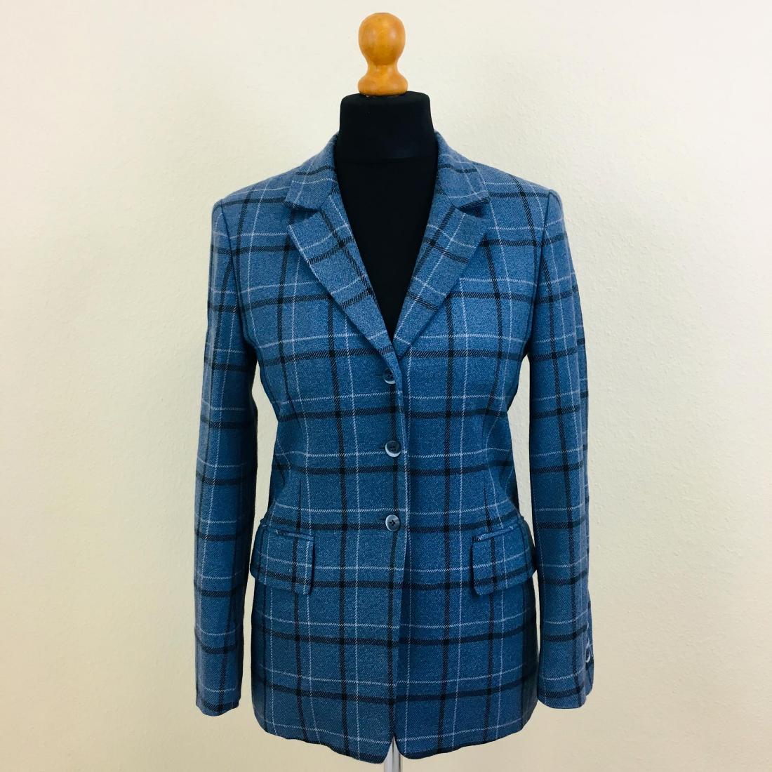 Women's Alba Moda Wool Blazer Jacket: Size EUR 38 US 8 100% Wool Armpit to Armpit: 18 in. Sleeve from shoulder seam: 23.5 in. Shoulder to shoulder: 16 in. Total length: 28 in.