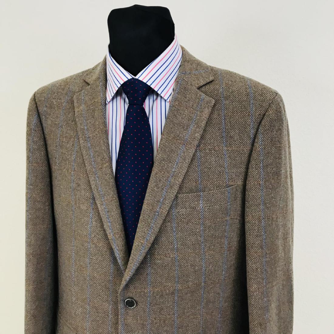 Men's Andrew James Jacket / Blazer: Size 54 Long EU 44 Long US/UK Material - 100% Pure Shetland Wool Measurements - Shoulder width (shoulder seam to shoulder seam) - 48 cm - Total length of back (bottom of collar seam to bottom of the i