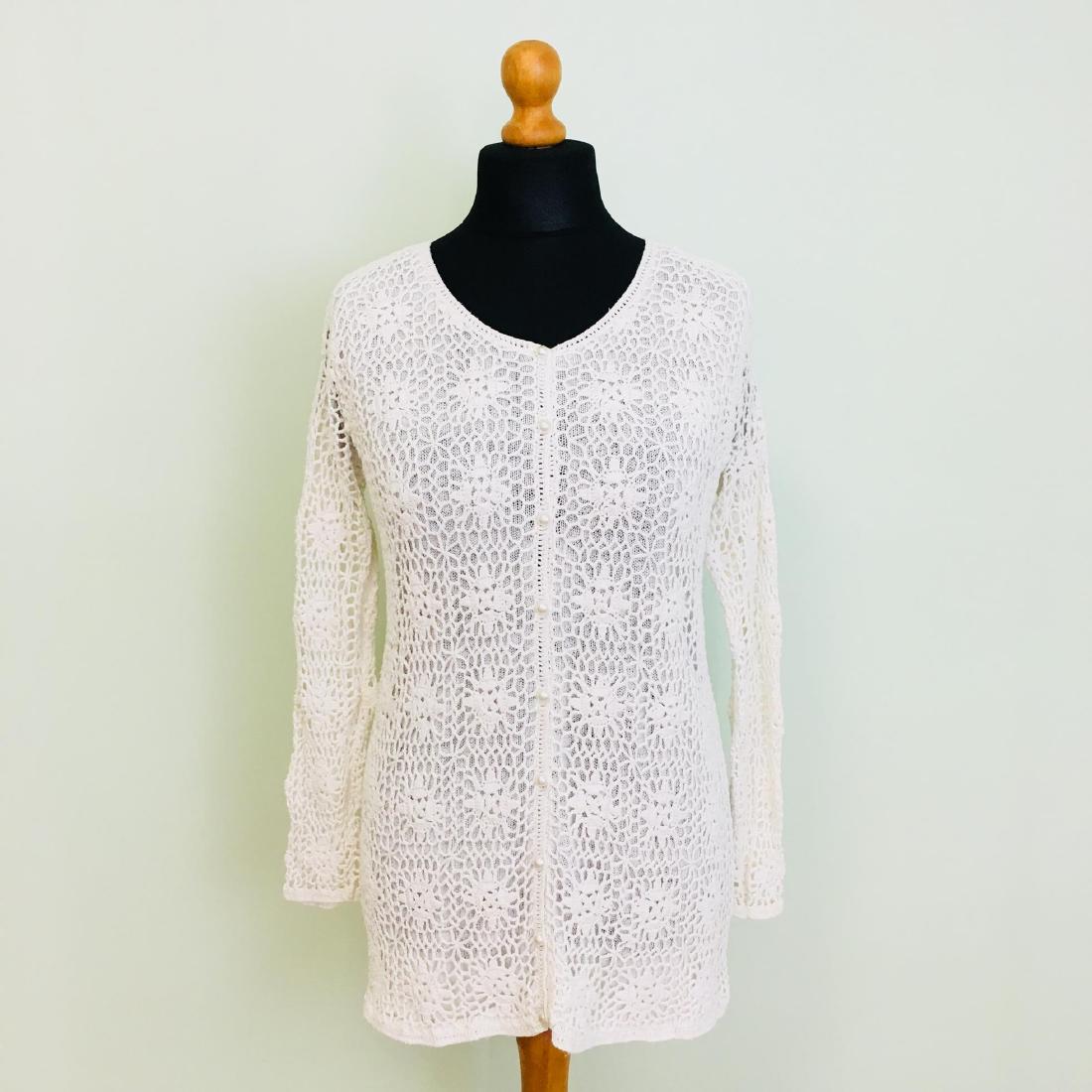 Vintage Women's Designer White Crochet Sweater: Size M / 38 EU / 8 US Vintage 55% Ramie 45% Cotton Armpit to Armpit: 17 in. Sleeve from shoulder seam: 23 in. Total length: 28.5 in.