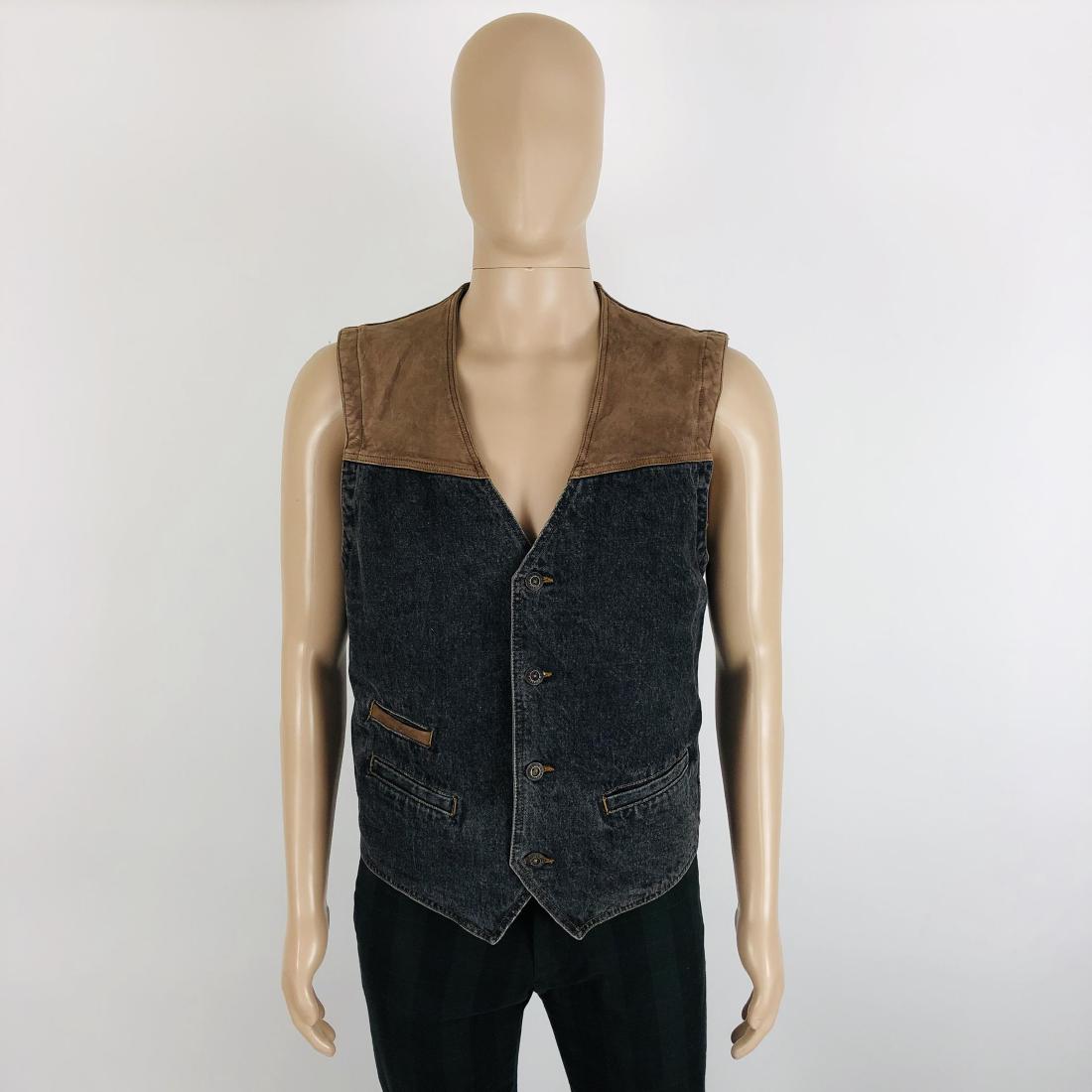 Vintage Men's Marlboro Classics Waistcoat: Size XL Armpit to Armpit: 22 in. Total length: 23 in.