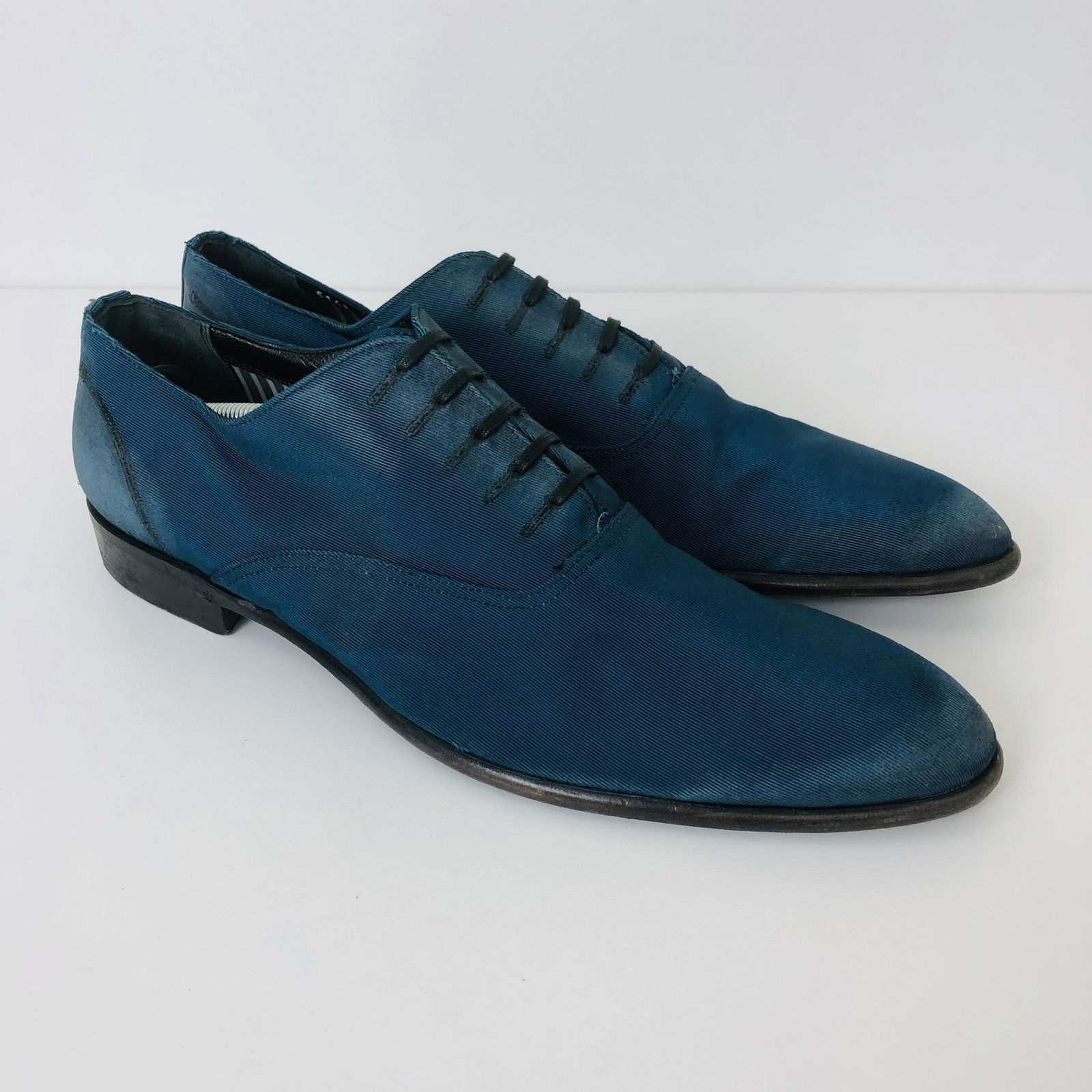 Men's Dolce & Gabbana Aged Shoes US 10: Size EUR 43 UK 9 US 10 Vintage Style - Aged - These are brand new unworn shoes made to look old. Color: Blue 100% Authentic