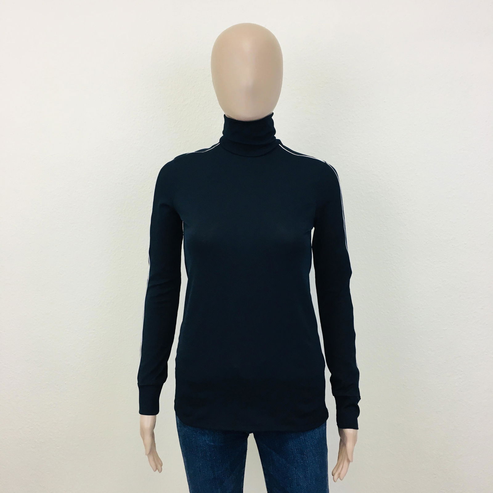 New Women's ZARA Turtle Neck Sweater Size S: Size S Armpit to Armpit: 16 in. Sleeve from shoulder seam: 22.5 in. Shoulder to shoulder: 13 in. Total length: 24 in.
