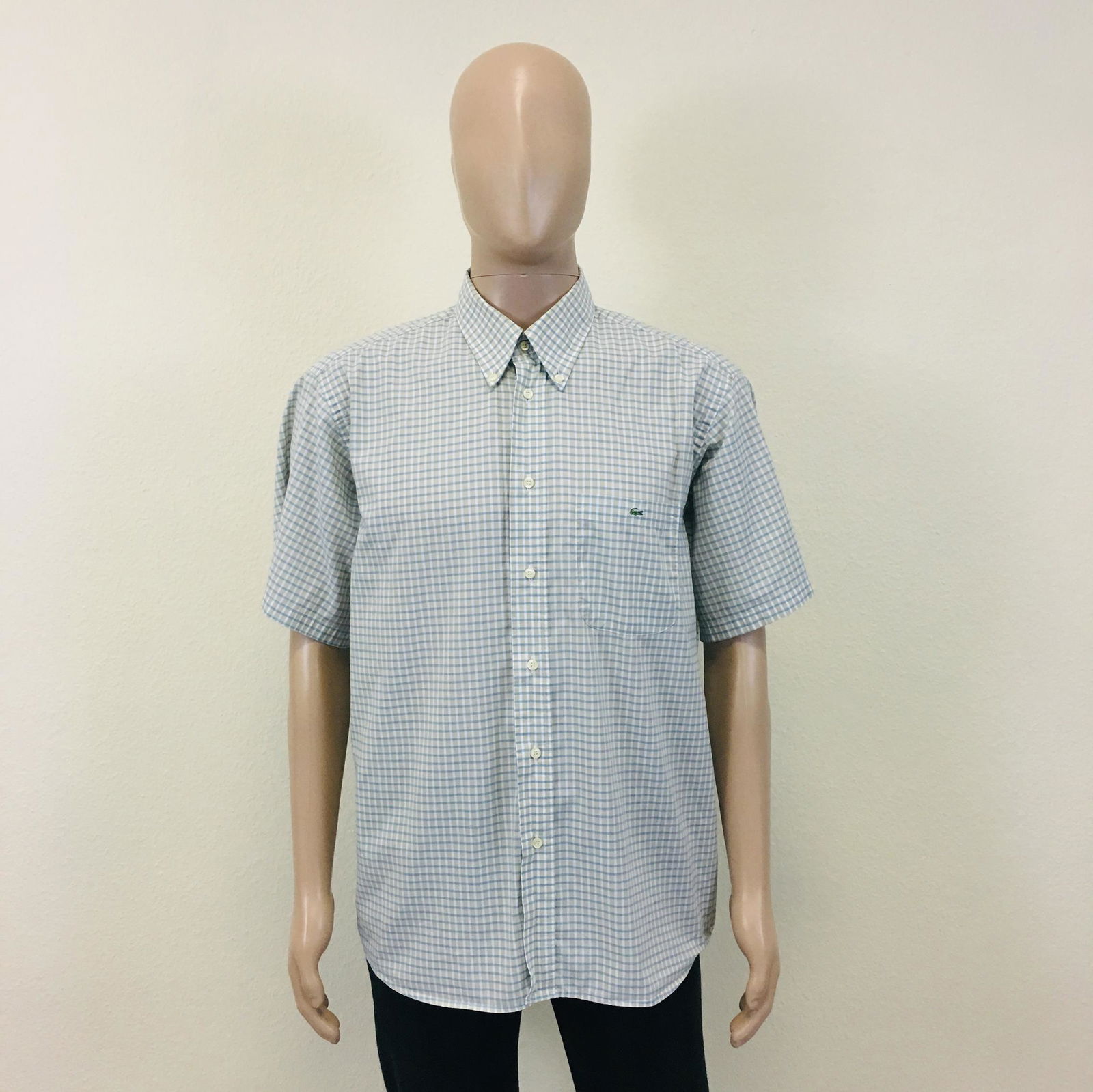 Men's LACOSTE Short Sleeve Shirt: Size 43/XL Armpit to Armpit: 25 in. Total length: 32 in.