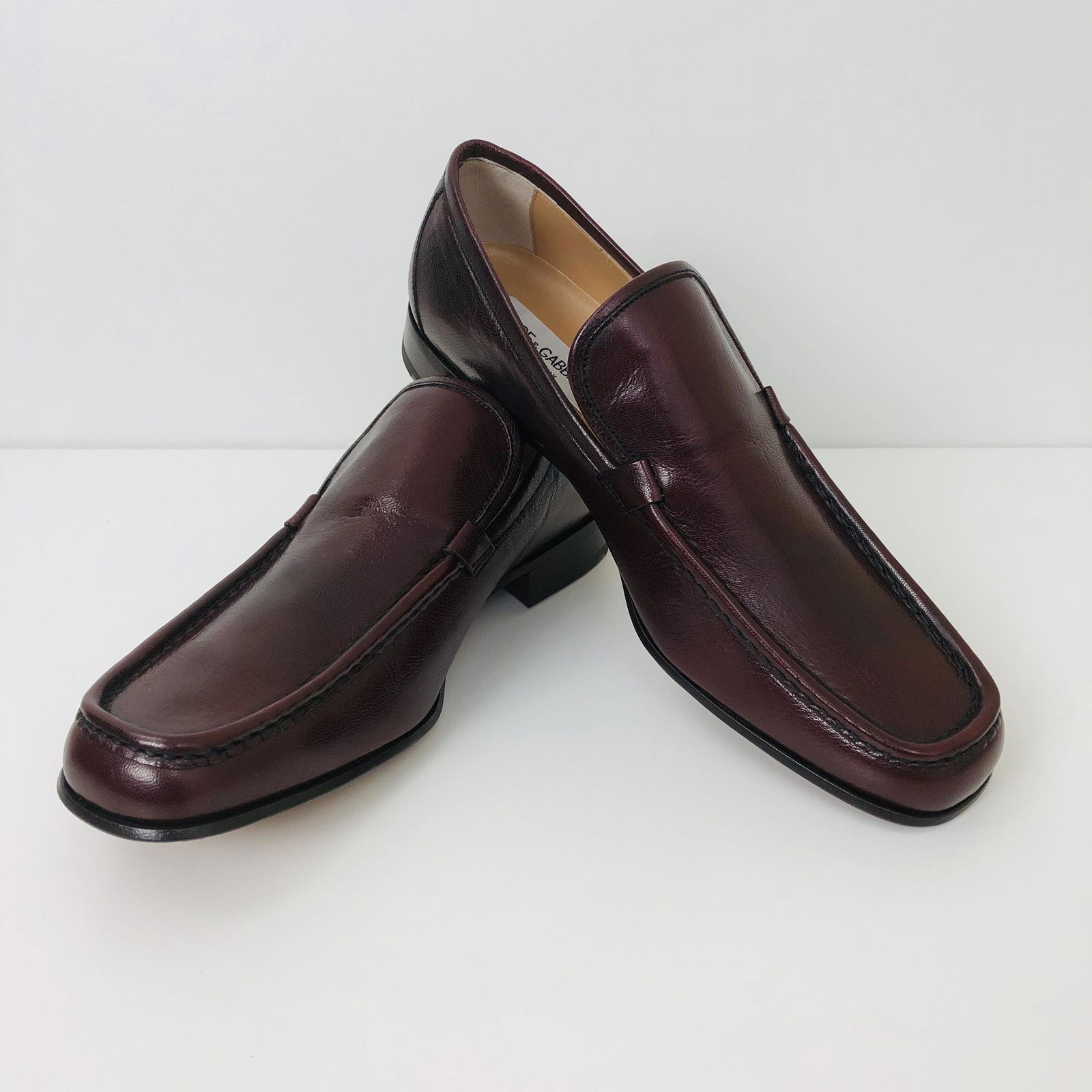 Men's Dolce & Gabbana Leather Shoes US 11: Size EUR 44 UK 10 US 11 Color: Bordeaux 100% Authentic 100% Leather
