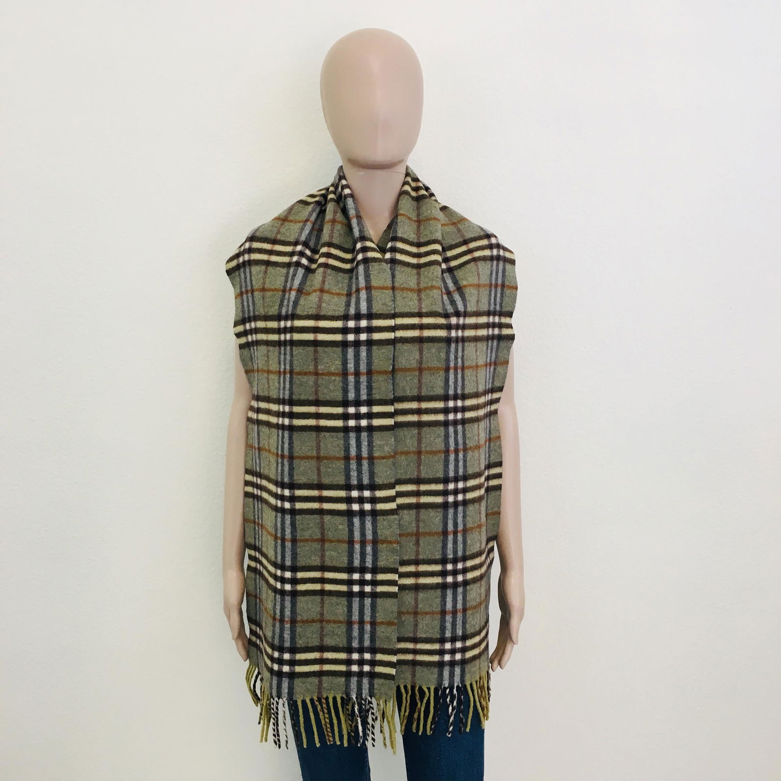 Vintage Burberry 100% Lambswool Scarf: Color: Khaki (Olive Green) Measurements (inches): Width: 12.5 Length: 73