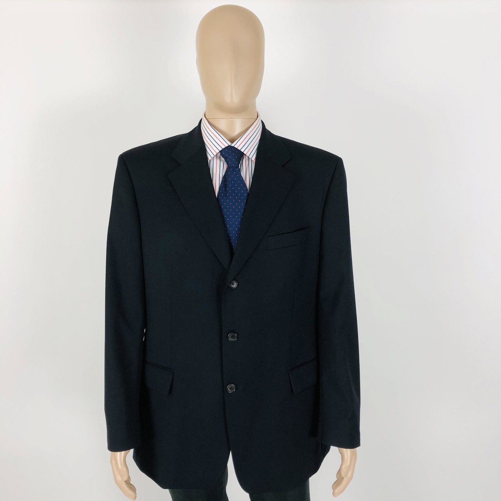 Men's Hugo Boss DA VINCI/LUCCA Jacket Blazer: Size 27 GR 54 Short EU / 44 Short US/UK Color - Black Measurements: - Shoulder width (shoulder seam to shoulder seam) - 52 cm / 20.5 in. - Total length of back (bottom of collar seam to bottom of the 