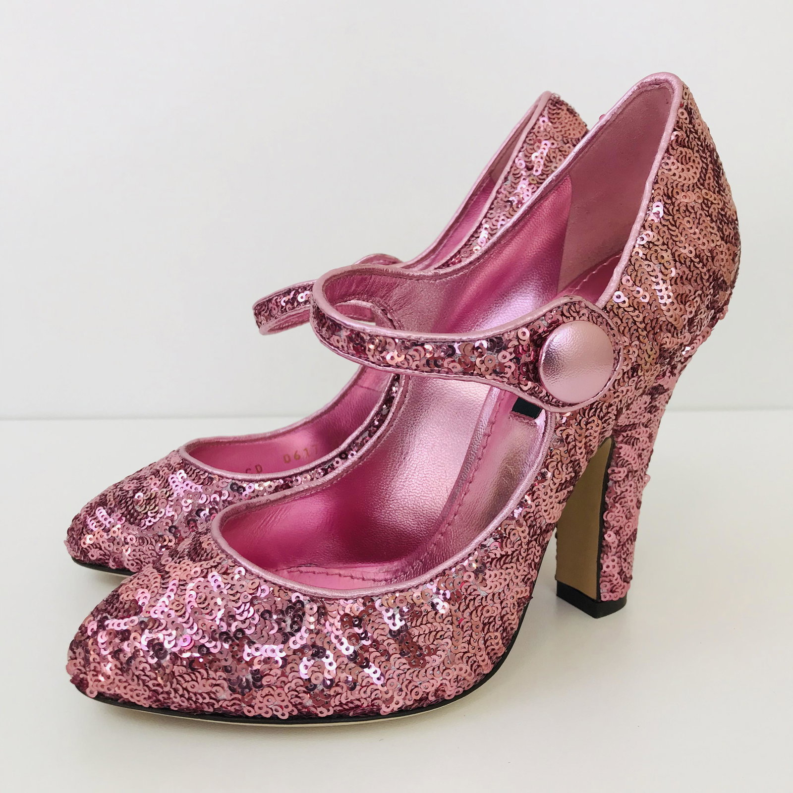 New Women's Dolce & Gabbana High Heel Shoes US 7.5: Size EUR 37.5 UK 4.5 US 7.5 100% Authentic