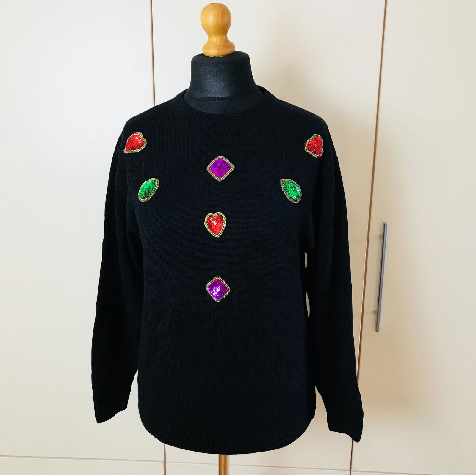 Vintage Women's Black Sweater: Size EUR 38 US 8 Polyacryl Armpit to Armpit: 20 in. Sleeve from shoulder seam: 22 in. Toltal length: 26 in.