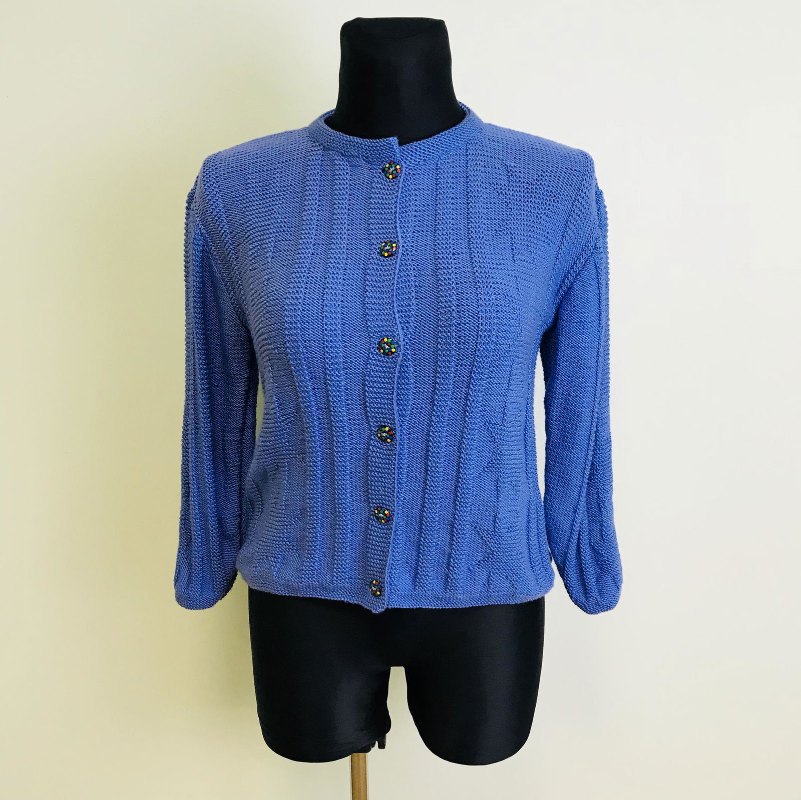 Vintage Women's Cardigan Sweater: Size EUR 42 US 12 Armpit to Armpit: 21 in. Sleeve from shoulder seam: 19 in. Total length: 21 in.