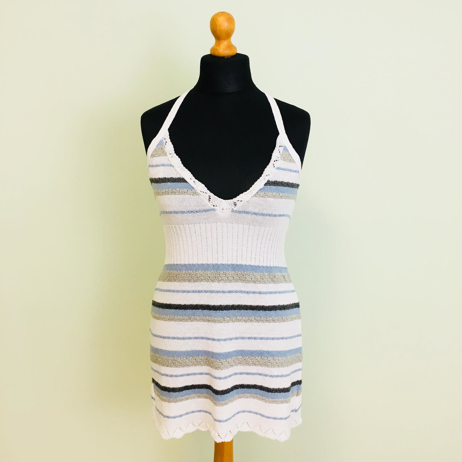 Vintage Women's WHO Designer Crochet Shirt Blouse Top: Size EUR 36 US 6 Vintage 50% Cotton 50% Acrylic Armpit to Armpit: 16 in. Total length: 22 in.