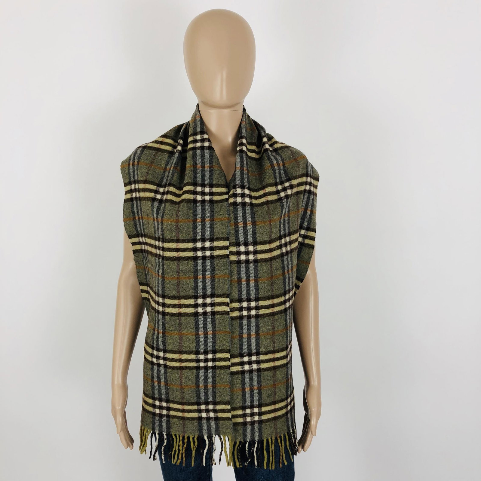 Vintage Burberry 100% Lambswool Scarf: Color: Khaki (Olive Green)Measurements (inches): Width: 12Length: 69