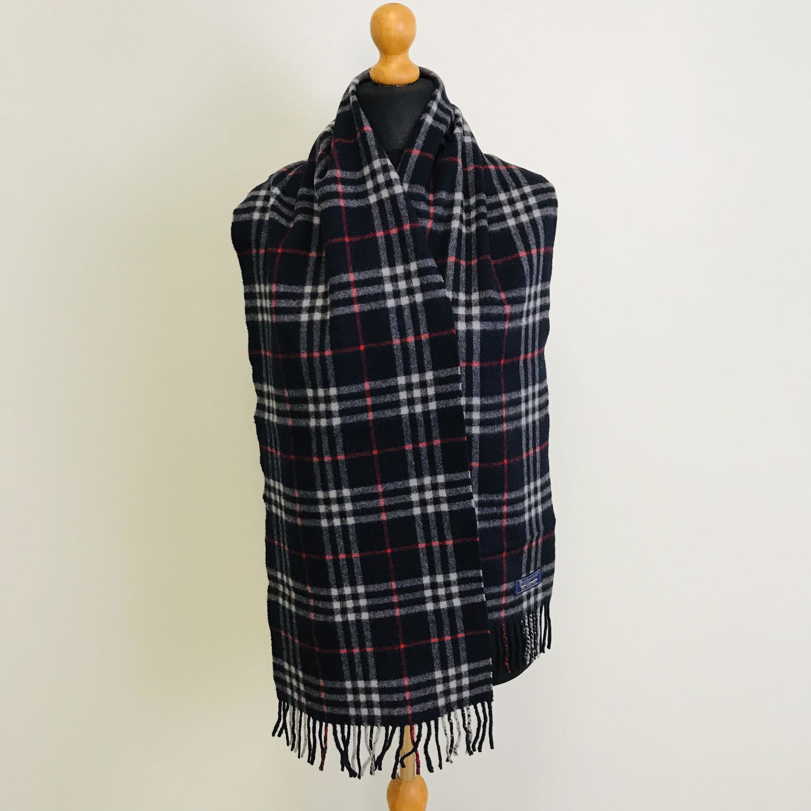 Vintage Burberry 100% Lambswool Scarf: Measurements (inches): Width: 12Length: 68