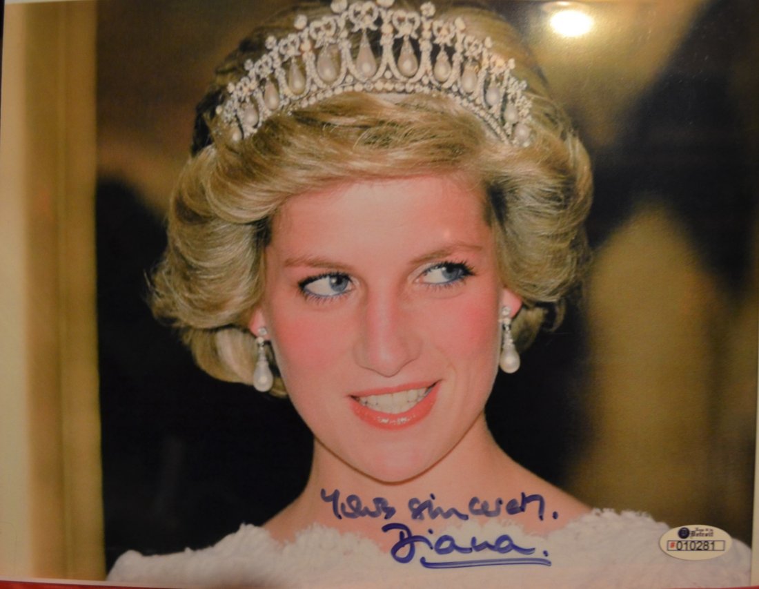 Princess Diana Sign Photo, Princess Diana Autograph Pic