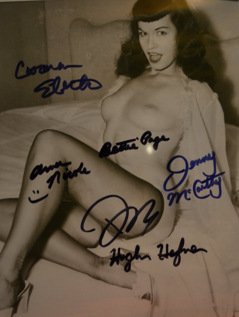 Bettie Page Playboy Autograph, Hugh Hefner Bettie Page (1 of 4)
