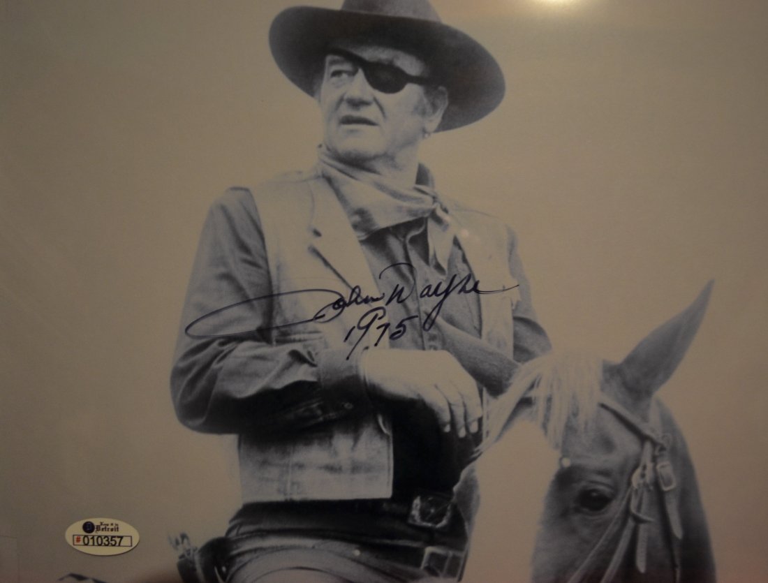 John Wayne Autograph Photo, John Wayne Sign Photo, (1 of 4)