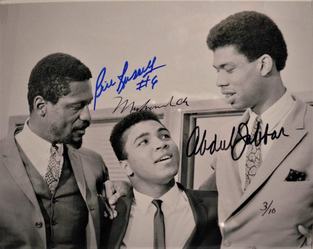 Ali Autograph , Bill Russell , Abdual Jabbar Sign photo: Awesome very rare hand Sign by all 3 , this beautiful rare photo is Autograph By Bill Russell , M Ali , and Abdual Jabbar and only 10 were signed , these were 1,000 to buy at the time they came out an