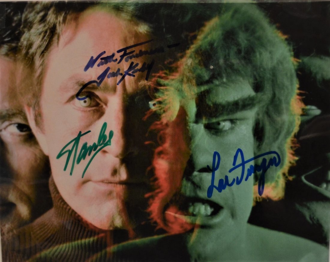 Incredible Hulk Autograph Photo , Stan Lee, Jack Kirby: Awesome very rare Autograph Promo photo of the hit tv shoe Hulk , this beautiful photo has been Autograph By Stan Lee , Jack Kirby , and Lou this was sign at an older Comic Con and sent to us .. its a